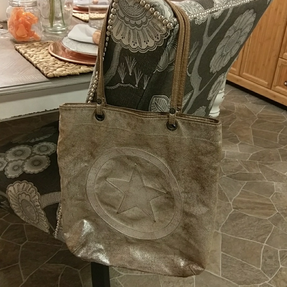 Converse Distressed Metallic Sports Bag